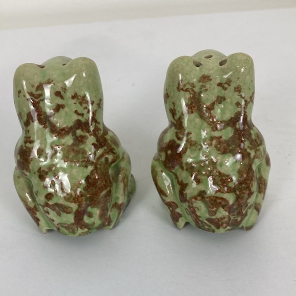 Vintage Ceramic Winking Frog Salt & Pepper Shakers Green Brown - Picture 4 of 7